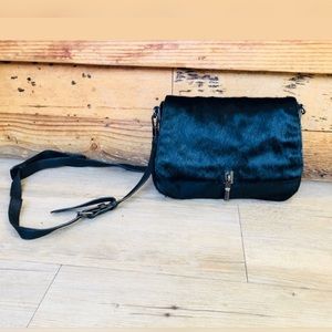 Elizabeth and James Cynnie Bag